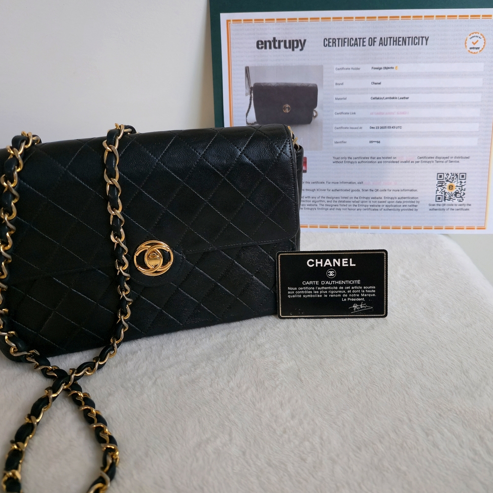 AUTHENTIC Chanel SERIES 0 (1986-1988) CLASSIC FLAP Special Edition Clasp - RARE